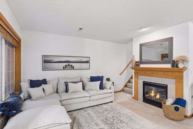59 Landau Alcove, Woodbury, MN 55125