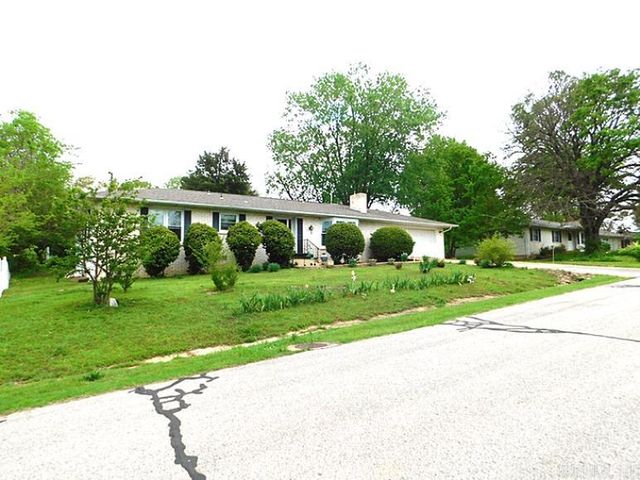 909 Dixie Street, Mountain Home, AR 72653