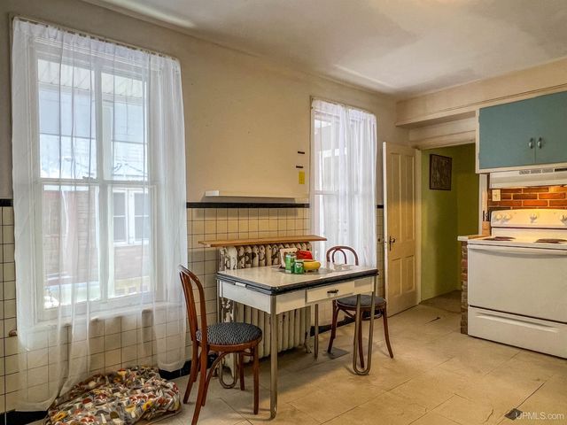 321 E Michigan Street, Marquette, MI 49855