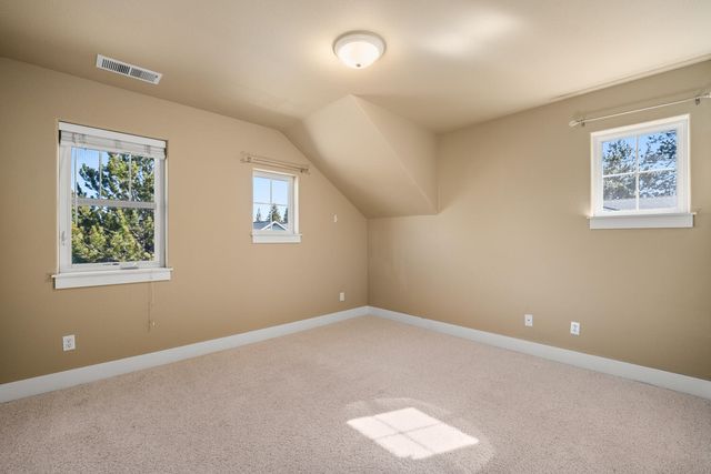 2644 NW Ordway Avenue, Bend, OR 97703