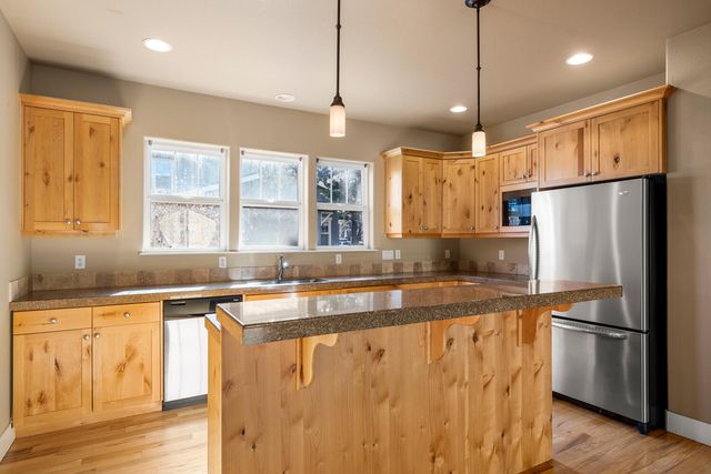 2644 NW Ordway Avenue, Bend, OR 97703