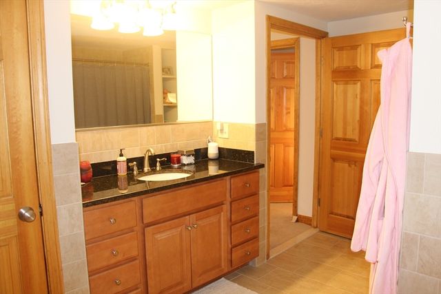 2360 Commonwealth Ave. 1-2, Newton, MA 02466