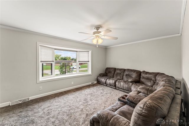 7461 Skylark Circle, Franklin, OH 45005