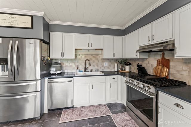 7461 Skylark Circle, Franklin, OH 45005