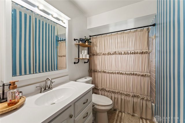 7461 Skylark Circle, Franklin, OH 45005