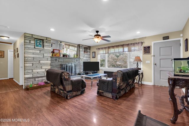 556 Spotswood Englishtown Road, Monroe, NJ 08831