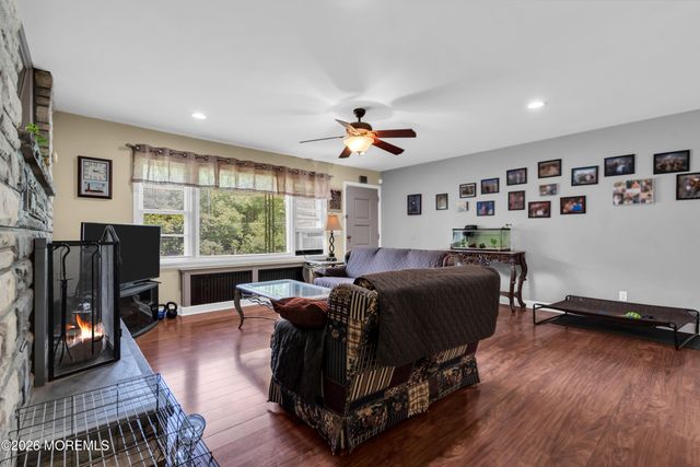 556 Spotswood Englishtown Road, Monroe, NJ 08831