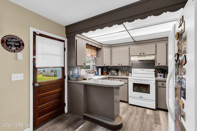 556 Spotswood Englishtown Road, Monroe, NJ 08831