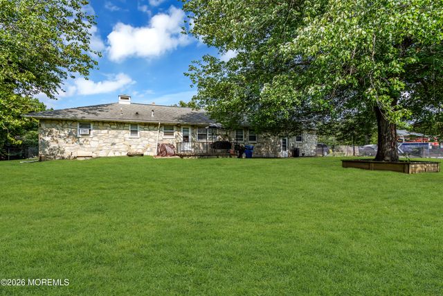 556 Spotswood Englishtown Road, Monroe, NJ 08831