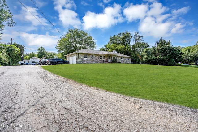 556 Spotswood Englishtown Road, Monroe, NJ 08831