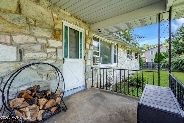 556 Spotswood Englishtown Road, Monroe, NJ 08831