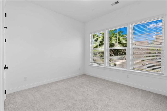 6931 Scenic Overlook Trace, Flowery Branch, GA 30542