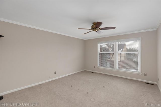 1750 Vernier Road 22, Grosse Pointe Woods, MI 48236