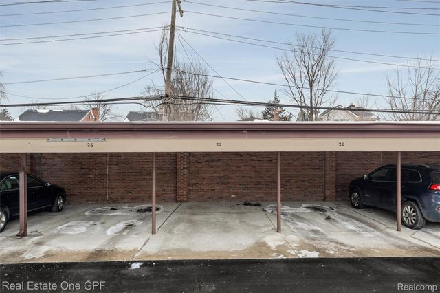 1750 Vernier Road 22, Grosse Pointe Woods, MI 48236