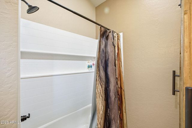 2230 PAGE Drive, Overgaard, AZ 85933