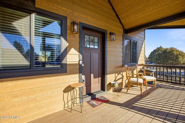 2230 PAGE Drive, Overgaard, AZ 85933