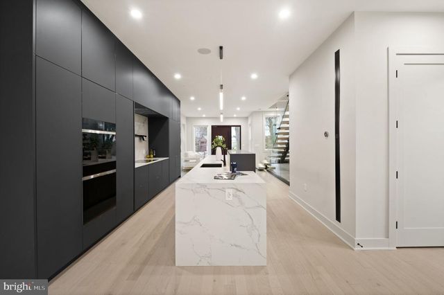 6116 30TH STREET, Washington, DC 20015