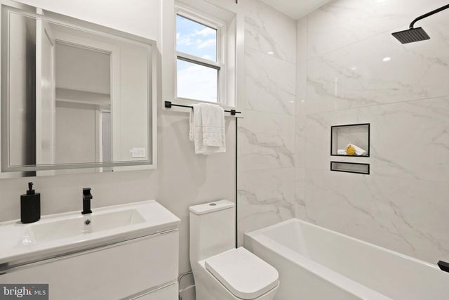 6116 30TH STREET, Washington, DC 20015