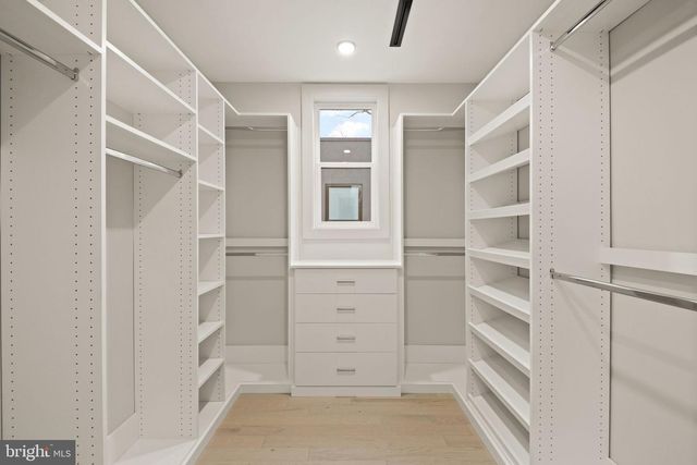 6116 30TH STREET, Washington, DC 20015