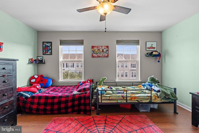 8214 HERITAGE CROSSING CT, Manassas, VA 20109