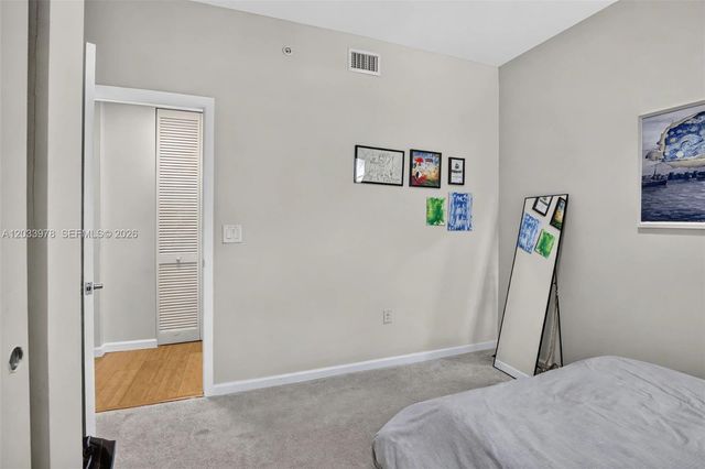 3340 NE 190th St 402, Aventura, FL 33180