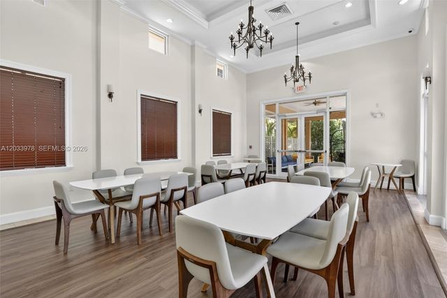 3340 NE 190th St 402, Aventura, FL 33180