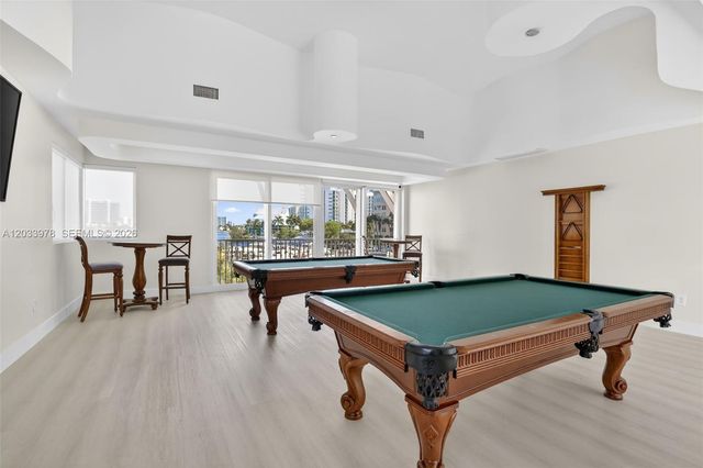 3340 NE 190th St 402, Aventura, FL 33180