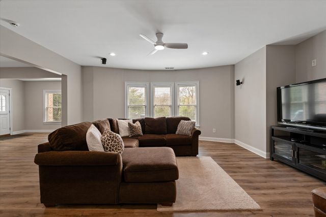 9508 Eldwick Dr, Brentwood, TN 37027