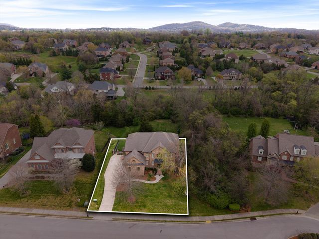 9508 Eldwick Dr, Brentwood, TN 37027