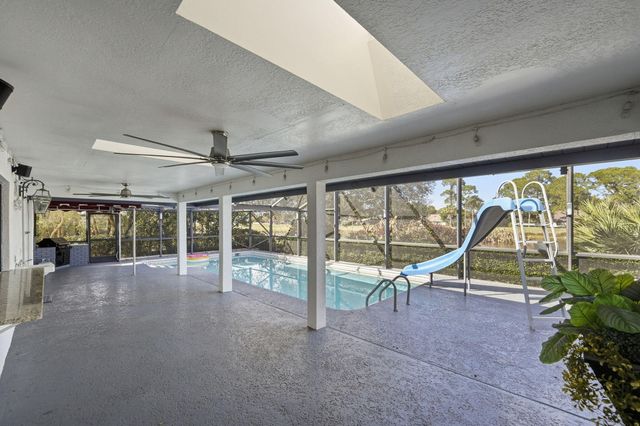 1157 SW Mirror Lake Cove, Port St. Lucie, Port St Lucie, FL 34986