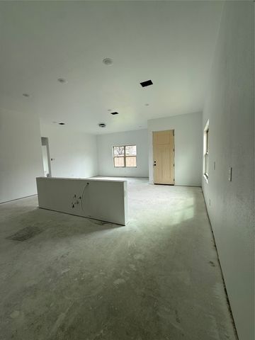 834 Park, Mexia, TX 76667