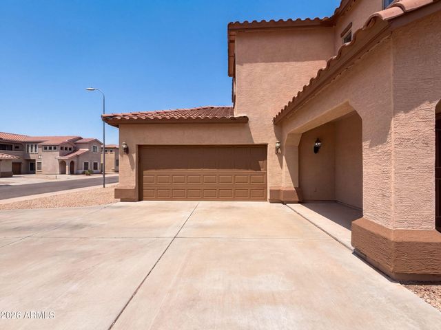 5641 S 10TH Drive, Phoenix, AZ 85041