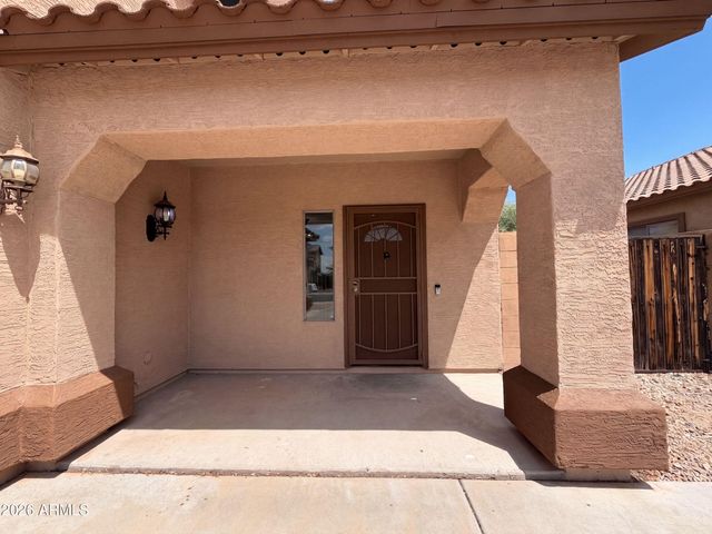 5641 S 10TH Drive, Phoenix, AZ 85041