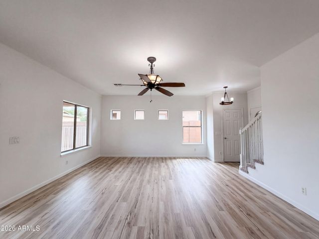 5641 S 10TH Drive, Phoenix, AZ 85041