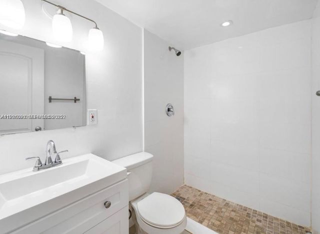 552 NE 61st St 4, Miami, FL 33137