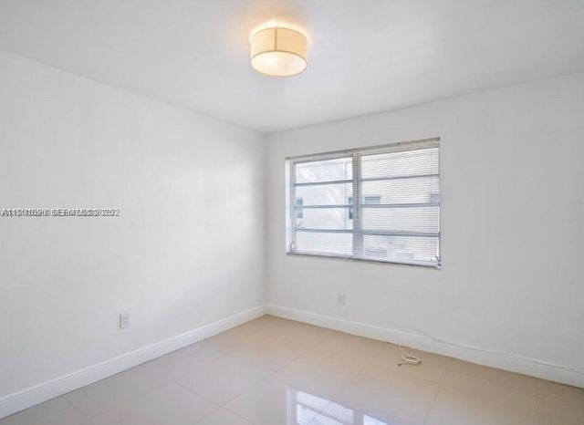 552 NE 61st St 4, Miami, FL 33137