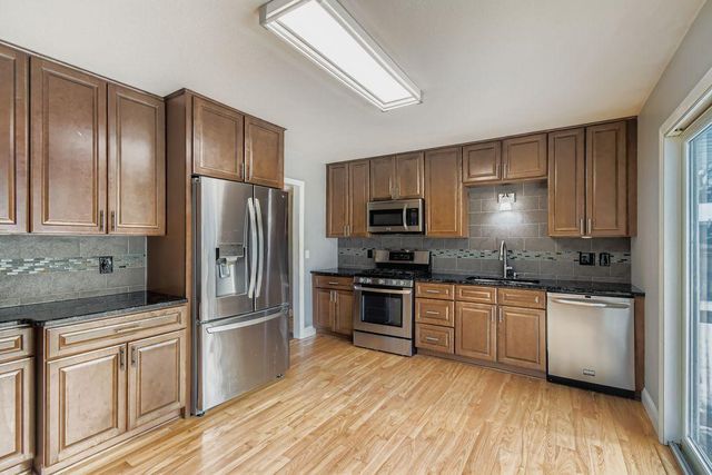 14921 Belvoir Drive, Minnetonka, MN 55345