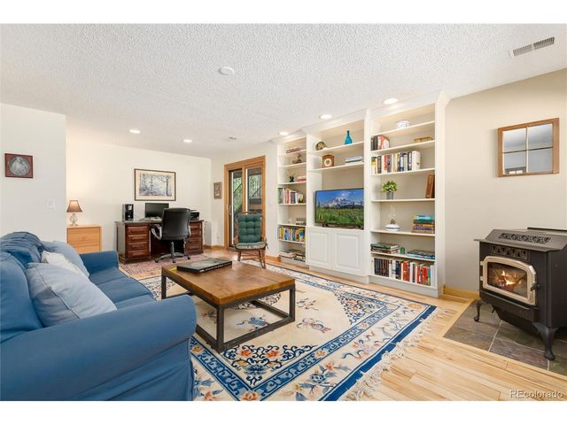 35925 Whispering Pine Ct, Elizabeth, CO 80107