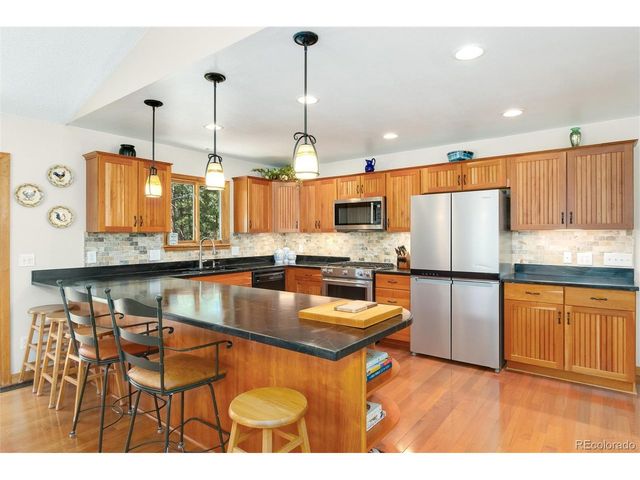 35925 Whispering Pine Ct, Elizabeth, CO 80107