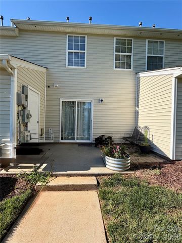 10523 Trolley Run Drive, Huntersville, NC 28031
