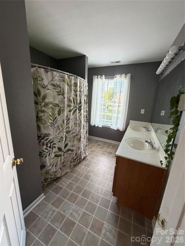 10523 Trolley Run Drive, Huntersville, NC 28031