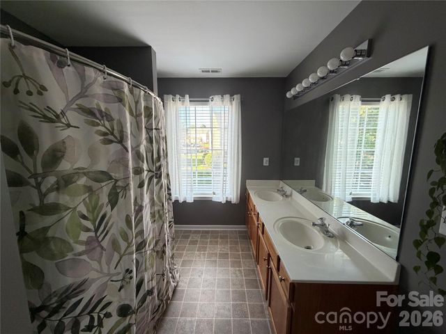 10523 Trolley Run Drive, Huntersville, NC 28031