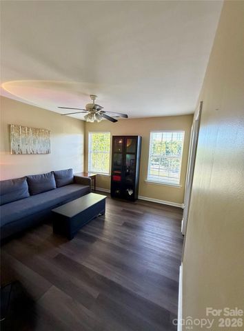 10523 Trolley Run Drive, Huntersville, NC 28031