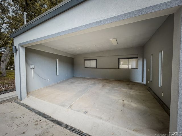 7418 Wild Eagle Rd, San Antonio, TX 78255