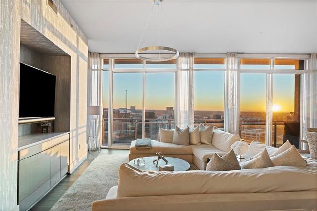 1065 Peachtree NE Street 3604, Atlanta, GA 30309