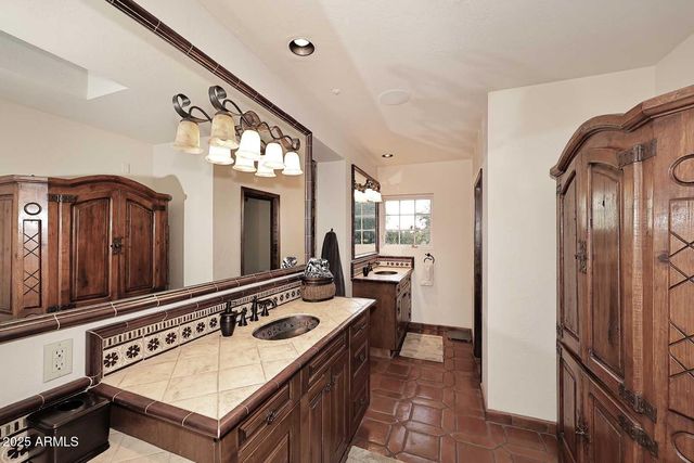 8425 E LA SENDA Drive, Scottsdale, AZ 85255