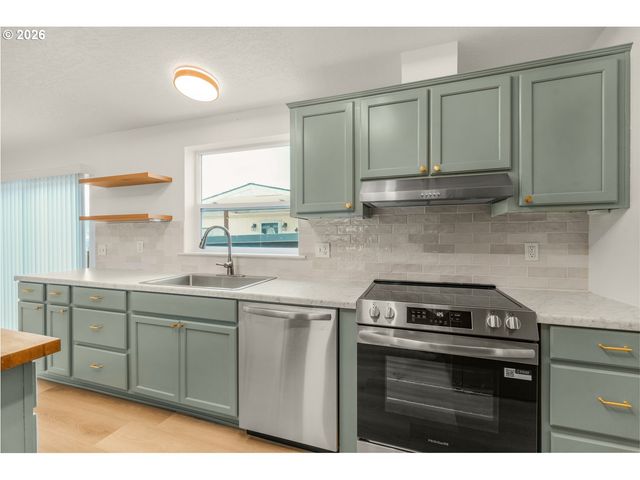 32938 Sw ACACIA Ct 72, Cornelius, OR 97113