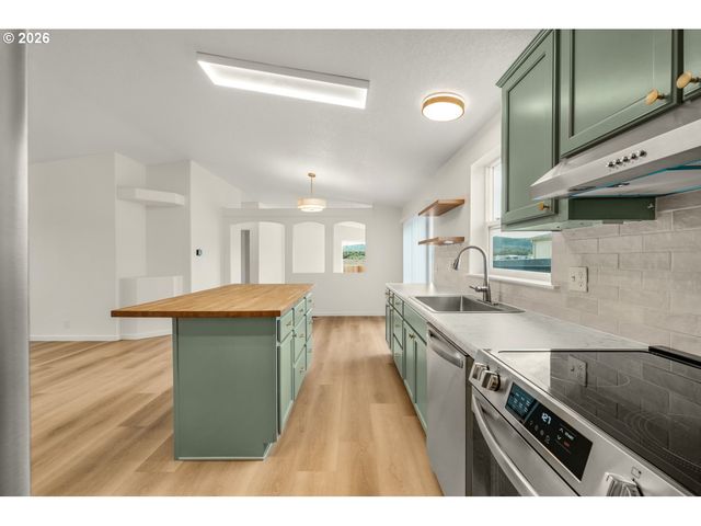 32938 Sw ACACIA Ct 72, Cornelius, OR 97113