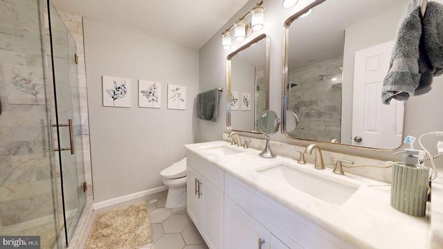 4707 HOLBORN AVE, Annandale, VA 22003