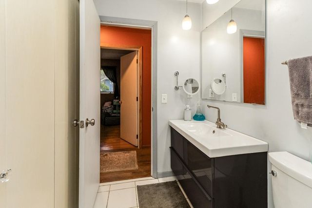 17405 Jersey Way, Lakeville, MN 55044